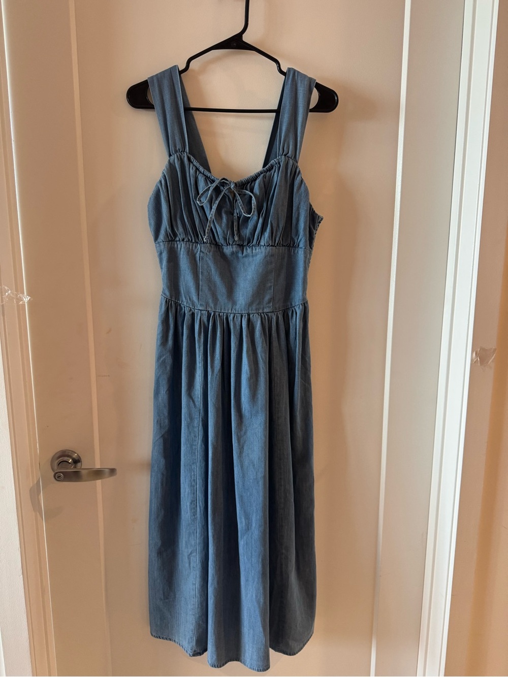 American Vintage Light Blue Denim Midi Dress with Tie Front